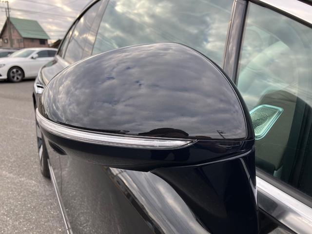 �E�B���J�[�����h�A�~���[���J�������̂́w�����Z�f�X�E�x���c�x�ł��B���Ԃ���̎��F�������܂�A���̂̉\����ጸ�����Ă��܂��B�X�ɁA�_�������̓h���C�o�[�̎��E�ɓ���Ȃ��悤�ɐ݌v����Ă��܂��B