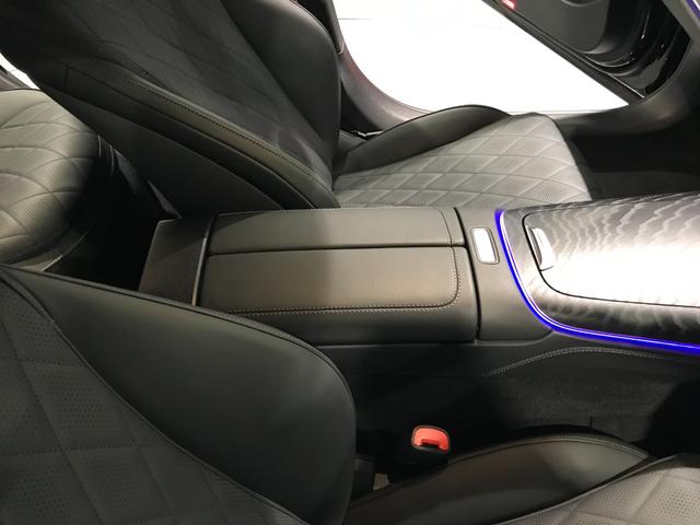 Ｅクラス Ｅ２２０ｄ　アバンギャルド　ＡＭＧラインパッケージ　認定中古車　オブシディアンブラック　レザーエクスクルーシブパッケージ　デジタルインテリアパッケージ　アドバンスドパッケージ　パノラミックスライディングルーフ　アンビエントライト　３６０°カメラシステム（52枚目）