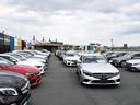 カーアクセサリーコーナーでは、カーシャンプーやガラスクリーナー等のカー用品から、車内で使用するドリンクホルダー、USBアダプター、パフュームアトマイザー等、種類豊富に取り揃えています。