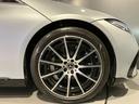 ダイナミックなスタイリングにメルセデスロゴをあしらったブレーキキャリパーが卓越した走りのパフォーマンスを主張。