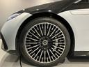 ダイナミックなスタイリングにメルセデスロゴをあしらったブレーキキャリパーが卓越した走りのパフォーマンスを主張。