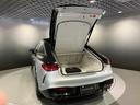 「認定中古車」は納車前整備がポイントです。メルセデス・ベンツの定める厳しい基準をクリアしたお車のみご案内させて頂きます。納車前整備はメーカー規定に基づき自社工場で入念に行なわれます。