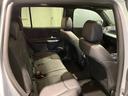 後部座席も快適な乗り心地をです。ご試乗の際に是非、後ろに乗ってお確かめください。