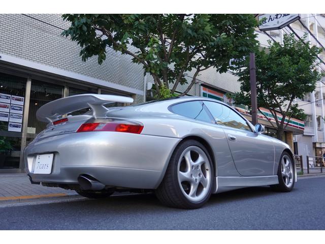 ９１１カレラ４　ＲＵＦ　ＲＴＣコンバージョン　ＲＵＦコンプレッサーエンジンキット　インテークマニホールド　スポーツキャタライザーインタークーラー　マフラー　ＲＵＦフロントスポィラー　カーボンリアウイング　ミラー(17枚目)