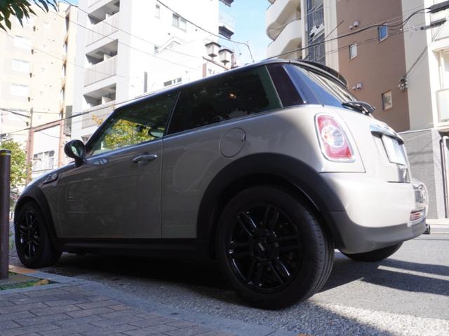ＭＩＮＩ クーパー　ベーカーストリート　ハーフレザー　毎年ディーラーに点検整備　取説　スペアキー　ドラレコ　ＥＴＣ（11枚目）