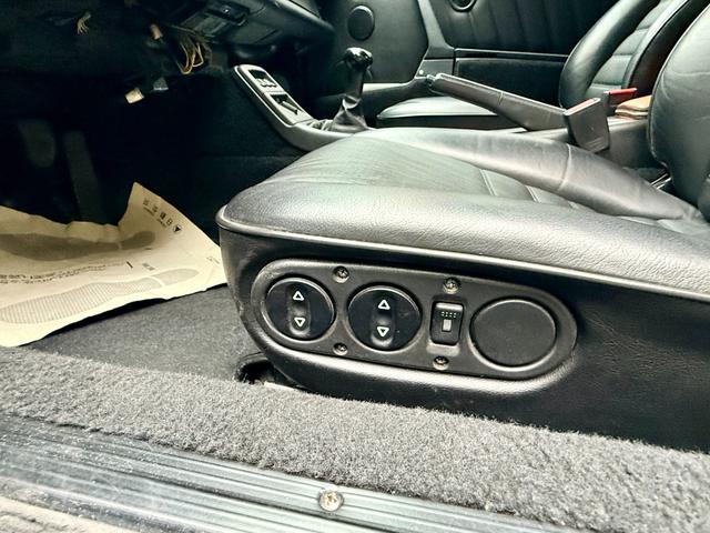 911 911カレラ2 5MT ミツワ ディーラー車 ツェルマットシルバーメタリック 本革 16インチ ビルシュタインショック RSクラッチ 本革電動シート ETC(17枚目)