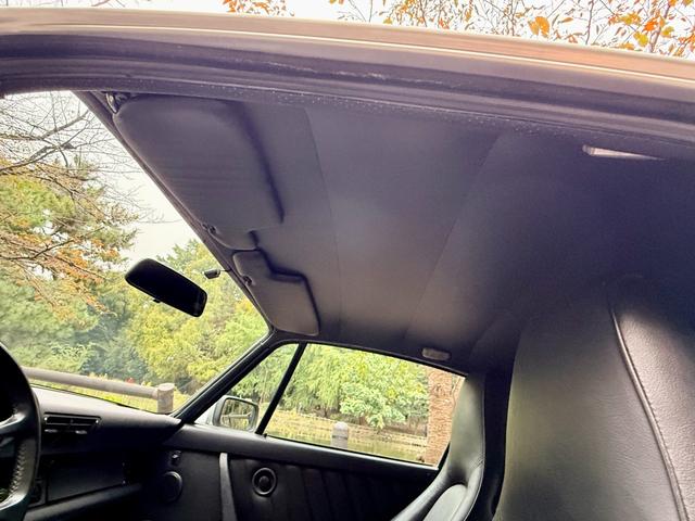 911 911カレラ2 5MT ミツワ ディーラー車 ツェルマットシルバーメタリック 本革 16インチ ビルシュタインショック RSクラッチ 本革電動シート ETC(18枚目)