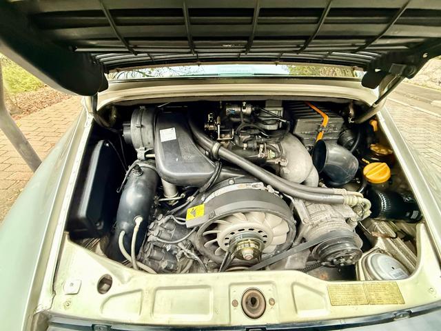 911 911カレラ2 5MT ミツワ ディーラー車 ツェルマットシルバーメタリック 本革 16インチ ビルシュタインショック RSクラッチ 本革電動シート ETC(41枚目)