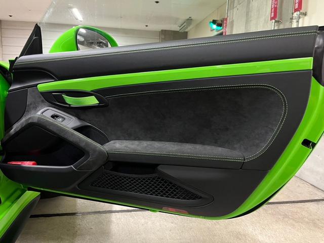 911 911GT3RS PDK ワンオーナー クラブスポーツPKG(ロールゲージリザードグリーン塗装)PCCB Fリフター フロントリフター スポーツクロノ スポーツエグゾースト バックカメラ(14枚目)