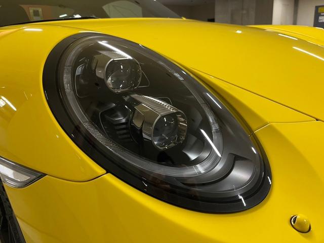 911 911GT3 スポーツクロノパッケージ Fリフター レザーインテリア 走行9千Km LEDブラックヘッドライト PDLS ガーズレッドシートベルト レッドステッチ レーダードライブレコーダー レーダー(16枚目)