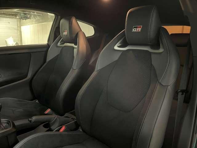 GRヤリス RZハイパフォーマンスカッレ ロバンペラエディション 4WD ワンオーナー プロテクションフィルム(8枚目)