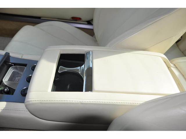 ＤＢ９ クーペ（30枚目）