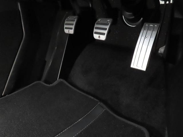 エミーラ Ｖ６ファーストエディション　６速ＭＴ　セネカブルー×フルブラックパック　ブラックアルカンタラ　２０インチ超軽量Ｖスポーク鍛造ダイヤモンドカットホイール　スポーツサス×ＧＹ　Ｅａｇｌｅ　Ｆ１（26枚目）