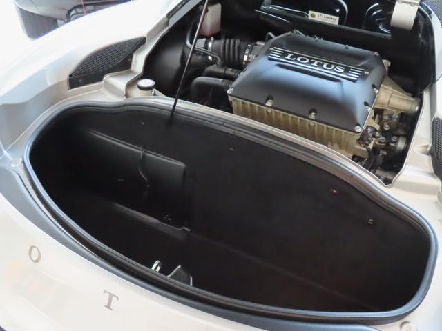 エヴォーラ ＧＴ４１０　スポーツ　２＋２　６速ＭＴ　エヴォーラシルバー　ブラックアルカンタラ　インテリアカラーパック（レッド）　カーボンルーフ　ドライブレコーダー　ＥＴＣ　バックカメラ（7枚目）