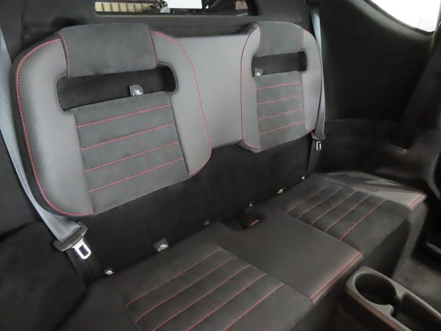 エヴォーラ ＧＴ４１０　スポーツ　２＋２　６速ＭＴ　エヴォーラシルバー　ブラックアルカンタラ　インテリアカラーパック（レッド）　カーボンルーフ　ドライブレコーダー　ＥＴＣ　バックカメラ（20枚目）