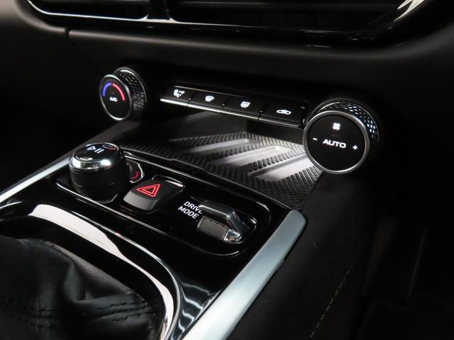 エミーラ Ｖ６　ファーストエディション　６速ＭＴ　ニンバスグレー×フルブラックパック　ブラックアルカンタラ　２０インチ超軽量Ｖスポーク鍛造ダイヤモンドカットホイール　スポーツサス×ＧＹ　Ｅａｇｌｅ　Ｆ１（23枚目）