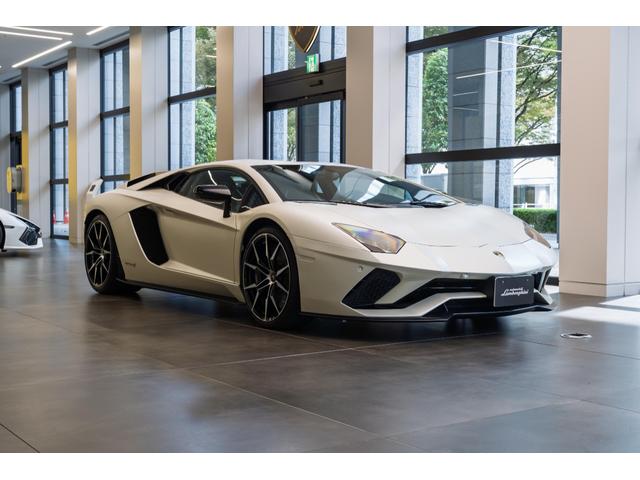 アヴェンタドール 4WD Bianco Canopus(4枚目)