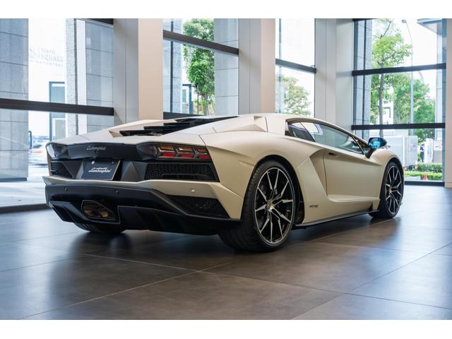 アヴェンタドール 4WD Bianco Canopus(13枚目)