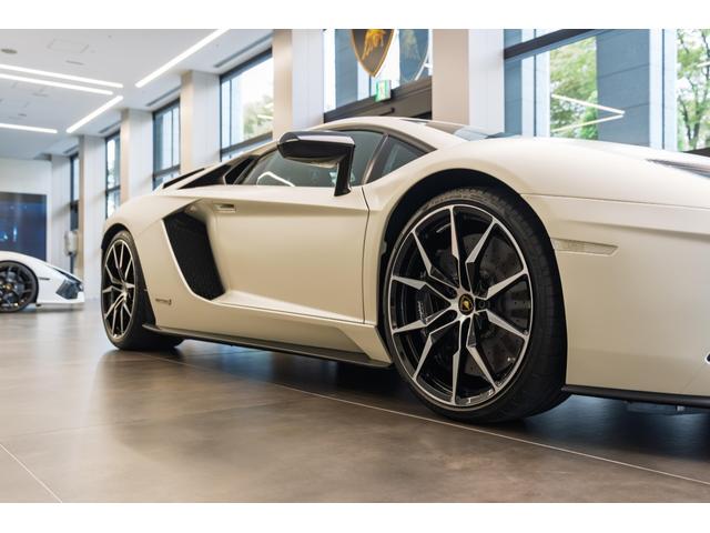 アヴェンタドール 4WD Bianco Canopus(15枚目)