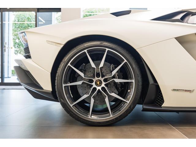 アヴェンタドール 4WD Bianco Canopus(17枚目)