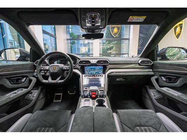 ウルス ペルフォルマンテ 4WD Nero Helene(25枚目)