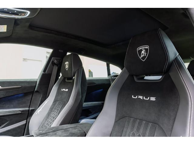 ウルス ペルフォルマンテ 4WD Nero Helene(27枚目)