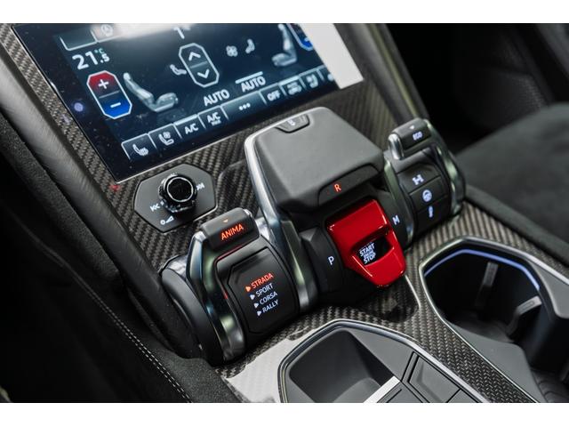 ウルス ペルフォルマンテ 4WD Nero Helene(39枚目)