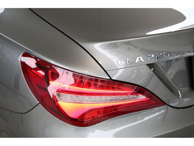 CLA220 4マチック プレミアムパッケージ/レーダーセーフティパッケージ/パノラミックスライディングルーフ/ハーマンカードンロジック7サラウンドシステム/4MATIC/メモリー付パワーシート/シートヒーター/認定中古車(10枚目)