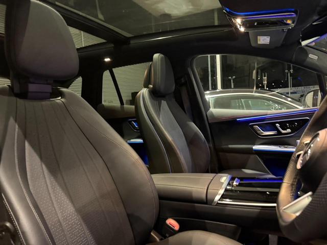 ＥＱＥ ＳＵＶ ＥＱＥ３５０　４マチック　ＳＵＶ　ＡＭＧラインパケジ　弊社デモカーアップ／パノラミックスライディングルーフ／ヘッドアップディスプレイ／エアサスペンション／フットトランクオープナー／ＡｐｐｌｅＣａｒＰｌａｙ　アンビエントライト／ＥＱケア／認定中古車保証（8枚目）