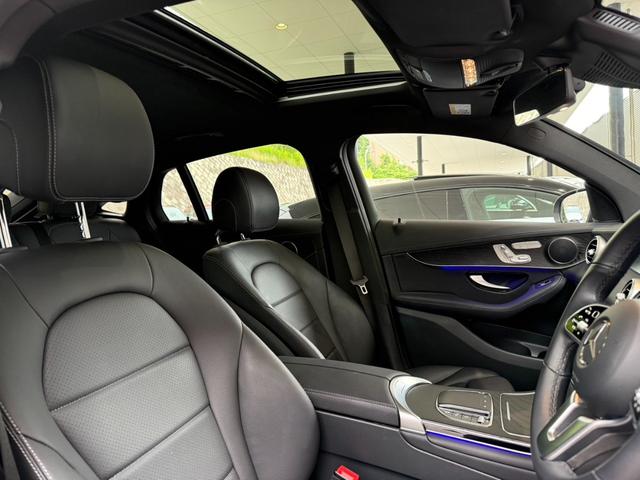 ＧＬＣ ＧＬＣ２２０ｄ　４マチック　クーペ　スポーツラインリミテッド　スライディングルーフ　レーダーセーフティーパッケージ　メモリー付きパワーシート　シートヒーター　３６０°カメラ　パヒュームアトマイザー　ワンオーナー　禁煙車　純正ドラレコ（6枚目）