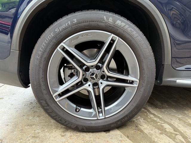 ＧＬＣ ＧＬＣ２２０ｄ　４マチック　クーペ　スポーツラインリミテッド　スライディングルーフ　レーダーセーフティーパッケージ　メモリー付きパワーシート　シートヒーター　３６０°カメラ　パヒュームアトマイザー　ワンオーナー　禁煙車　純正ドラレコ（10枚目）