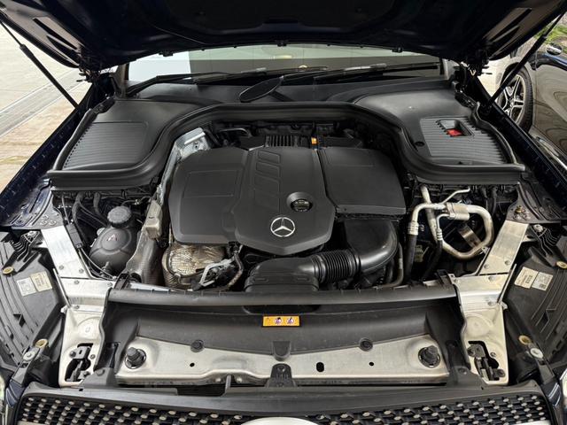 ＧＬＣ ＧＬＣ２２０ｄ　４マチック　クーペ　スポーツラインリミテッド　スライディングルーフ　レーダーセーフティーパッケージ　メモリー付きパワーシート　シートヒーター　３６０°カメラ　パヒュームアトマイザー　ワンオーナー　禁煙車　純正ドラレコ（12枚目）