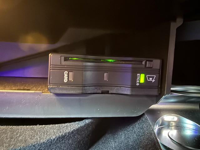 ＧＬＣ ＧＬＣ２２０ｄ　４マチック　クーペ　スポーツラインリミテッド　スライディングルーフ　レーダーセーフティーパッケージ　メモリー付きパワーシート　シートヒーター　３６０°カメラ　パヒュームアトマイザー　ワンオーナー　禁煙車　純正ドラレコ（31枚目）