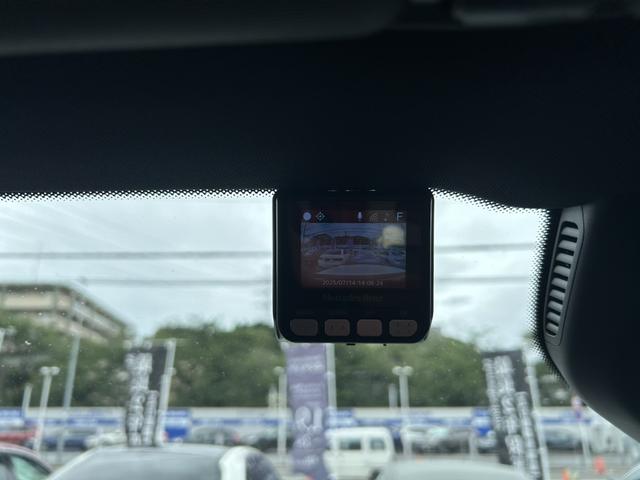 ＧＬＣ ＧＬＣ４３　４マチック　レザーエクスクルーシブパッケージ　パノラミックスライディングルーフ　本革シート　シートベンチレーター　ヘッドアップディスプレイ　エアバランスパッケージ　メタリックペイント　認定中古車保証２年（29枚目）