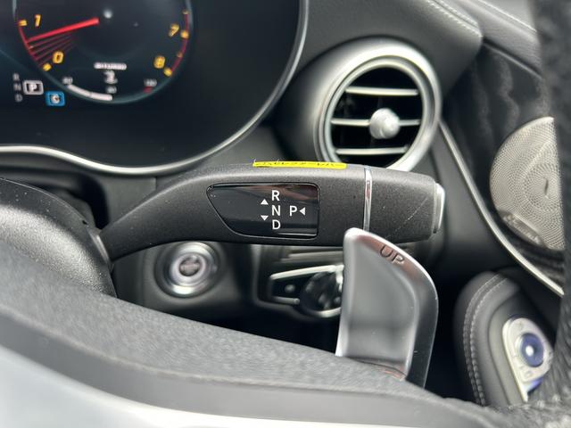 ＧＬＣ ＧＬＣ４３　４マチック　レザーエクスクルーシブパッケージ　パノラミックスライディングルーフ　本革シート　シートベンチレーター　ヘッドアップディスプレイ　エアバランスパッケージ　メタリックペイント　認定中古車保証２年（30枚目）