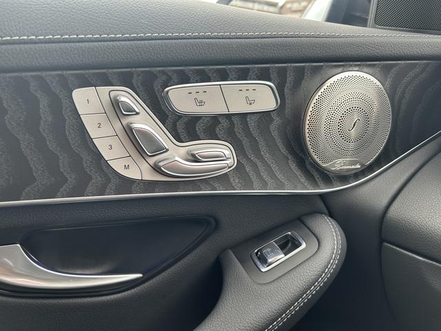 ＧＬＣ ＧＬＣ４３　４マチック　レザーエクスクルーシブパッケージ　パノラミックスライディングルーフ　本革シート　シートベンチレーター　ヘッドアップディスプレイ　エアバランスパッケージ　メタリックペイント　認定中古車保証２年（47枚目）