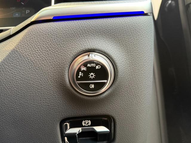 ＧＬＣ ＧＬＣ３５０ｅ　４Ｍポーツ　エディションスター　ＡＭＧレザーＥＸ　パノラマ黒本革　エアサス　リア・アクスル　ヘッドアップディスプレイ　メモリー付きパワーシート　３６０°カメラ　アンビエントライト　フットトランクオープナー　メルセデスケア継承（28枚目）