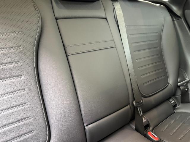 ＧＬＣ ＧＬＣ３５０ｅ　４Ｍポーツ　エディションスター　ＡＭＧレザーＥＸ　パノラマ黒本革　エアサス　リア・アクスル　ヘッドアップディスプレイ　メモリー付きパワーシート　３６０°カメラ　アンビエントライト　フットトランクオープナー　メルセデスケア継承（38枚目）