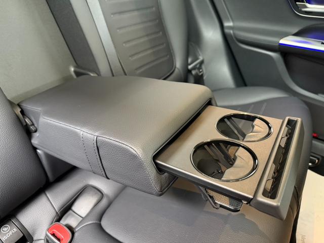 ＧＬＣ ＧＬＣ３５０ｅ　４Ｍポーツ　エディションスター　ＡＭＧレザーＥＸ　パノラマ黒本革　エアサス　リア・アクスル　ヘッドアップディスプレイ　メモリー付きパワーシート　３６０°カメラ　アンビエントライト　フットトランクオープナー　メルセデスケア継承（39枚目）