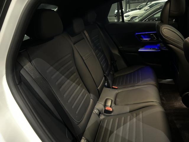 ＧＬＣ ＧＬＣ２２０ｄ　４ＭクペドライバズＰ＋ＡＭＧラインＰ　ＡＭＧライン　ＡＭＧレザーエクスクルーシブパッケージ　ドライバーズパッケージ　パノラミックスライディングルーフ　リアアクスルステアリング　本革シート　エアサスペンション　アンビエントライト（5枚目）