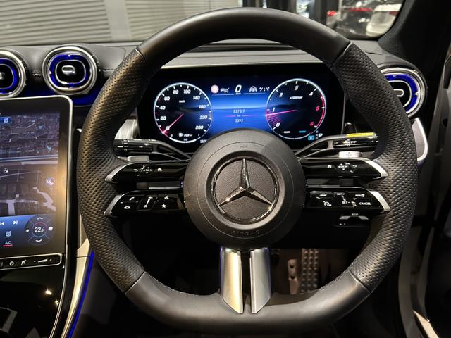ＧＬＣ ＧＬＣ２２０ｄ　４ＭクペドライバズＰ＋ＡＭＧラインＰ　ＡＭＧライン　ＡＭＧレザーエクスクルーシブパッケージ　ドライバーズパッケージ　パノラミックスライディングルーフ　リアアクスルステアリング　本革シート　エアサスペンション　アンビエントライト（28枚目）