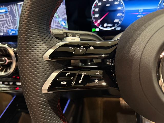 ＧＬＡクラス ＧＬＡ１８０　ＡＭＧラインパッケージ　ＡＭＧライン　メモリー付きパワーシート　シートヒーター　アンビエントライト　フットトランクオープナー　ワイヤレスチャージング　３６０°バックカメラ　プライバシーガラス　弊社デモアップ車両（21枚目）