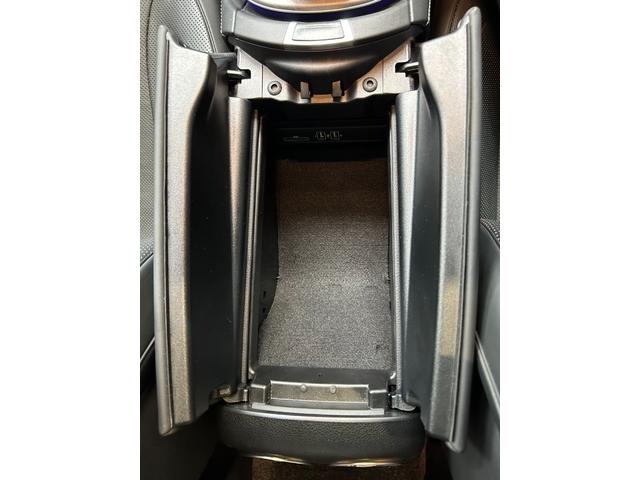 CLSクラス CLS450 4マチック スポーツ EX サンルーフ 黒本革 ブルメスター ヘッドアップディスプレイ 360°カメラ アンビエントライト メモリー付きパワーシート シートベンチレーター パフュームアトマイザー認定中古車保証(25枚目)