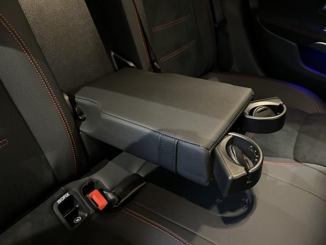 ＣＬＡクラス シューティングブレーク ＣＬＡ２００ｄ　シューティングブレークＡＭＧラインＰ　ＡＭＧライン　メモリー付きパワーシート　シートヒーター　３６０°カメラ　アンビエントライト　フットトランクオープナー　１０．２５インチメディアディスプレイ　１９ＡＷ　メルセデスケア継承（9枚目）