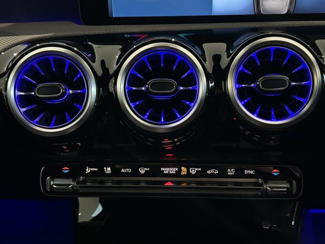 ＣＬＡクラス シューティングブレーク ＣＬＡ２００ｄ　シューティングブレークＡＭＧラインＰ　ＡＭＧライン　メモリー付きパワーシート　シートヒーター　３６０°カメラ　アンビエントライト　フットトランクオープナー　１０．２５インチメディアディスプレイ　１９ＡＷ　メルセデスケア継承（19枚目）