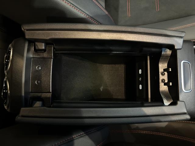 ＣＬＡクラス シューティングブレーク ＣＬＡ２００ｄ　シューティングブレークＡＭＧラインＰ　ＡＭＧライン　メモリー付きパワーシート　シートヒーター　３６０°カメラ　アンビエントライト　フットトランクオープナー　１０．２５インチメディアディスプレイ　１９ＡＷ　メルセデスケア継承（37枚目）