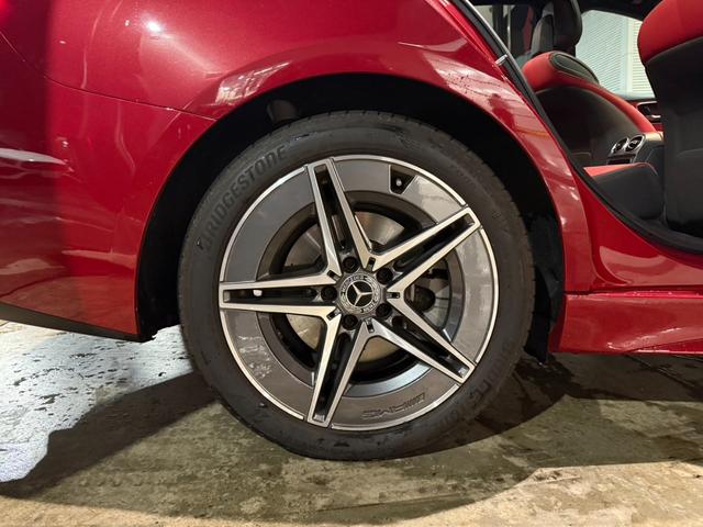 Cクラス C200アバンギャルド AMGラインパッケージ AMGライン パノラミックスライディングルーフ レザーエクスクルーシブパッケージ ドライバーズパッケージ ヘッドアップディスプレイ メモリー付きパワーシート シートヒーター ドラレコ 弊社デモアップ(10枚目)