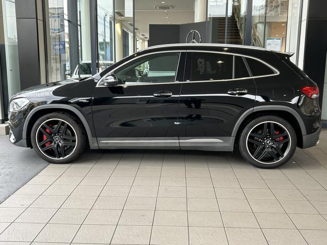 ＧＬＡクラス ＧＬＡ４５　Ｓ　４マチック＋　当社下取　ワンオーナー　黒本革　メモリー付きパワーシート　フットトランクオープナー　シートヒーター　６４色アンビエントライト　３６０°カメラ　認定中古車保証（3枚目）