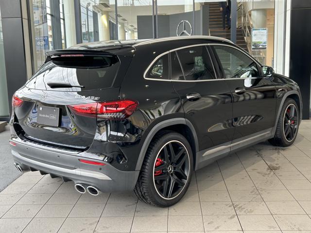 ＧＬＡクラス ＧＬＡ４５　Ｓ　４マチック＋　当社下取　ワンオーナー　黒本革　メモリー付きパワーシート　フットトランクオープナー　シートヒーター　６４色アンビエントライト　３６０°カメラ　認定中古車保証（4枚目）