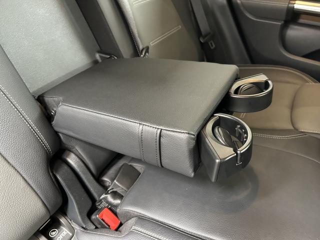 ＧＬＡクラス ＧＬＡ４５　Ｓ　４マチック＋　当社下取　ワンオーナー　黒本革　メモリー付きパワーシート　フットトランクオープナー　シートヒーター　６４色アンビエントライト　３６０°カメラ　認定中古車保証（9枚目）